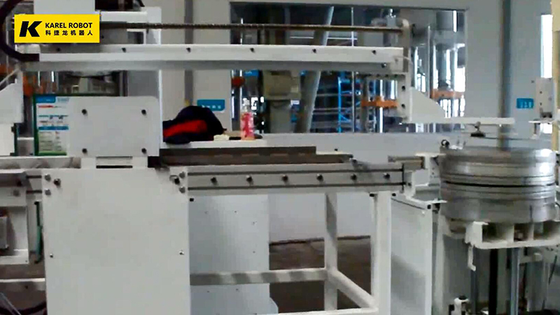 取料過油拉伸工序