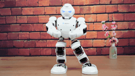 magical! Ordinary batteries can actually make the copper wire circle? Looking at it is very enjoyable, small experiment to big technology!